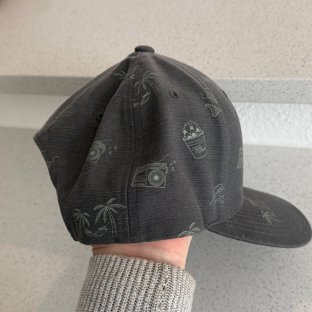 Travis Mathew Gray Palm & Radio Print Snapback Hat - Picture 5 of 10
